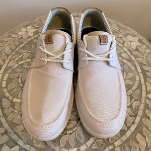 NWT Clarks off-white casual shoe - size 7